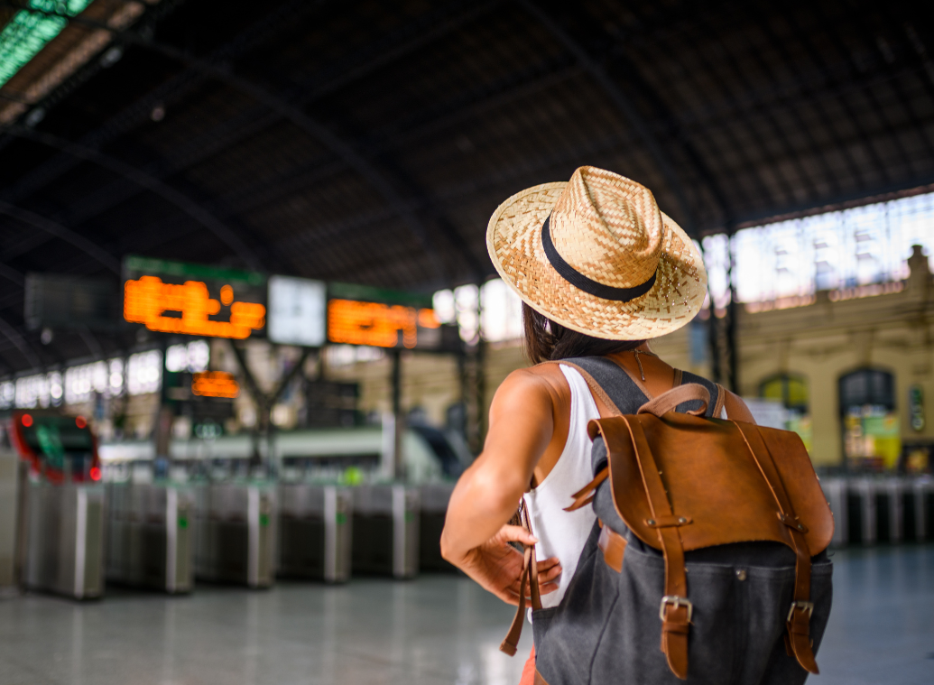 Travelling with ankylosing spondylitis: Set off with peace of mind thanks to these practical tips!