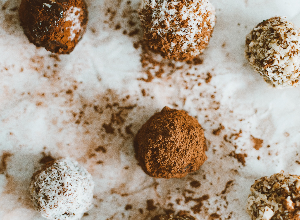 Low sugar, butter-free Chocolate Truffles